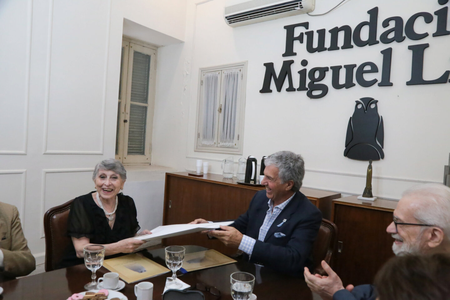 Convenio marco entre la FML y la Academia de Ciencias de la Salud de Tucumán