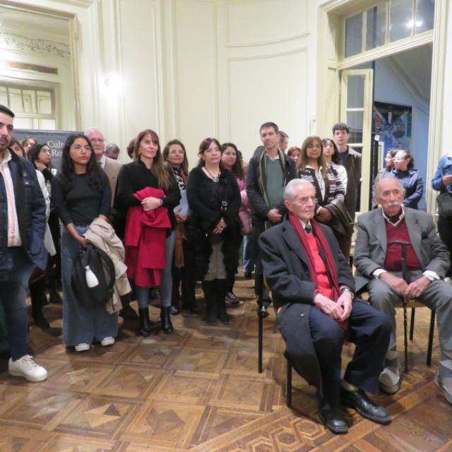 El Centro Cultural Rougés celebró sus 36 años con una muestra homenaje